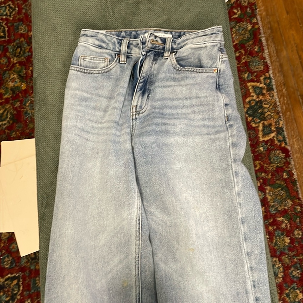 Pac Sun Slit Flate Bottom Jeans. Size 23